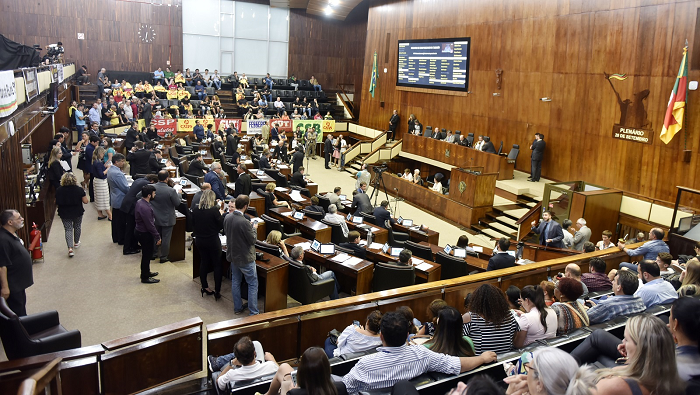 Assembleia aprova adesão do RS ao Regime de Recuperação Fiscal