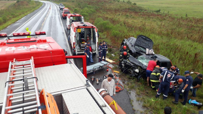 Acidente deixa quatro feridos na BR-158