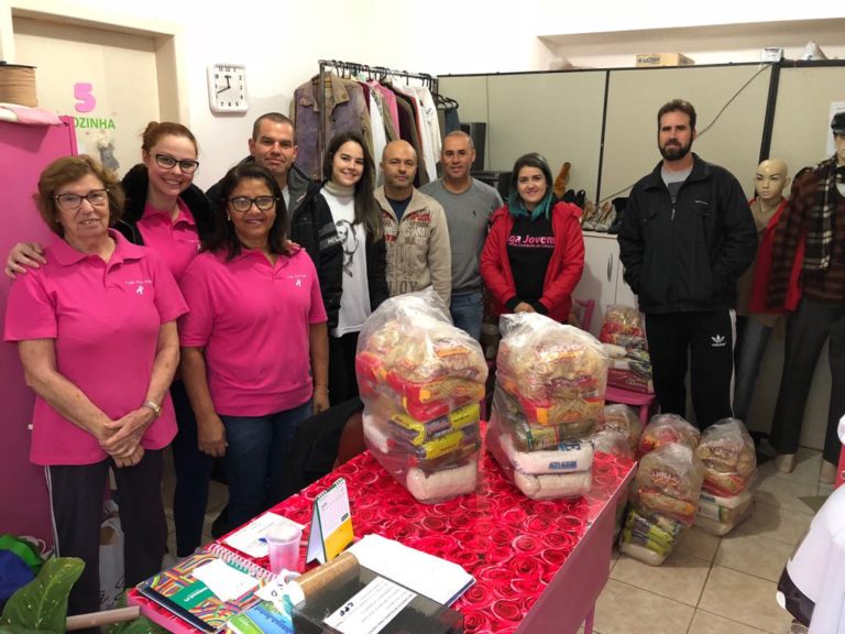 Após evento de ciclismo, grupo de São Sepé entrega doações para entidades beneficentes