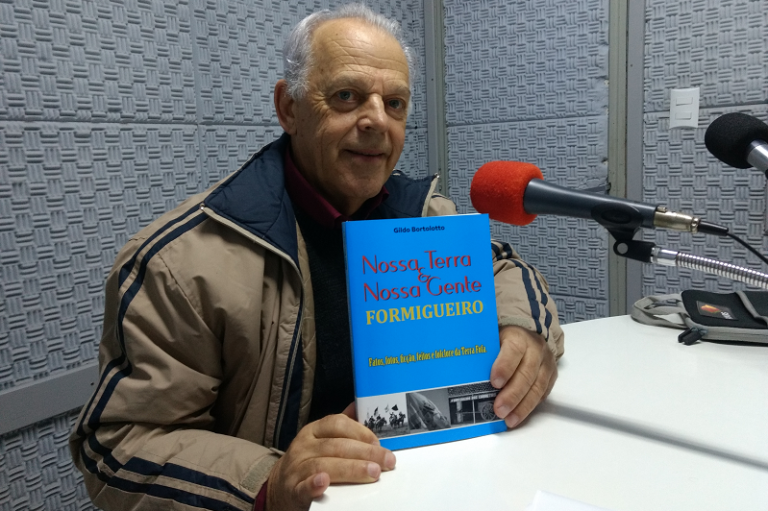 Ex-prefeito de Formigueiro vai lançar livro no próximo sábado