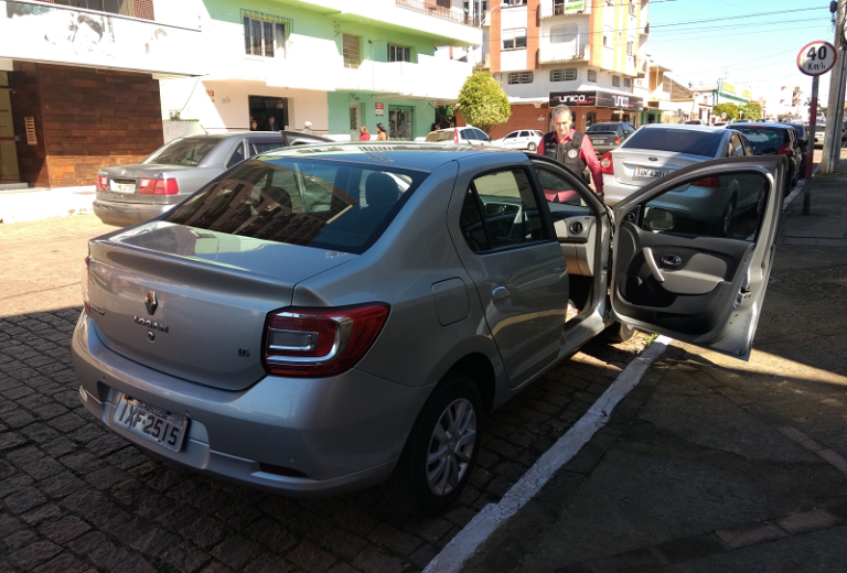 Carro usado por assaltantes é localizado no Centro de São Sepé