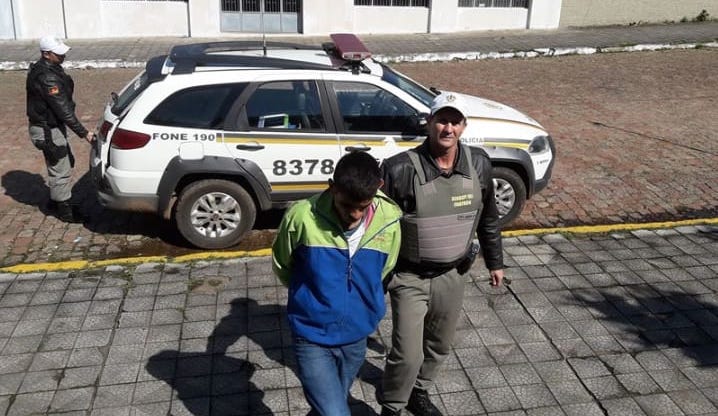 Polícia flagra e prende homem durante furto em São Sepé