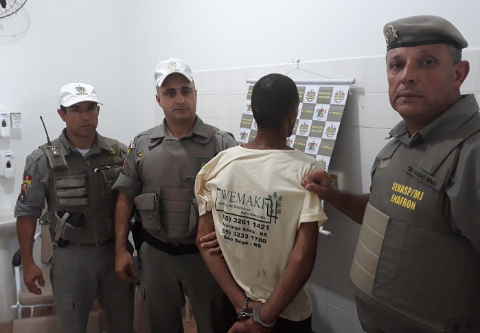 Brigada Militar prende acusado de assaltar taxista em São Sepé