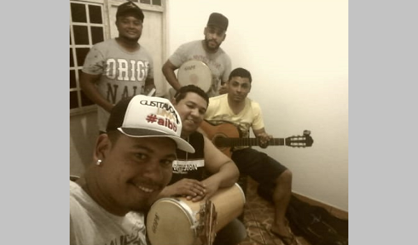 Grupo de amigos cria projeto “Samba pros Mestres” em São Sepé