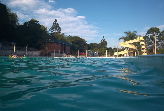 Temporada de piscinas já começou no Clube Caça e Pesca