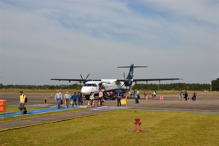Prefeitura negocia com Azul possibilidade de linha aérea de Santa Maria para São Paulo