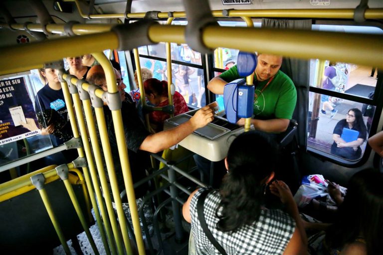 Associação dos Transportadores sugere “retirada” de cobradores de ônibus em Santa Maria