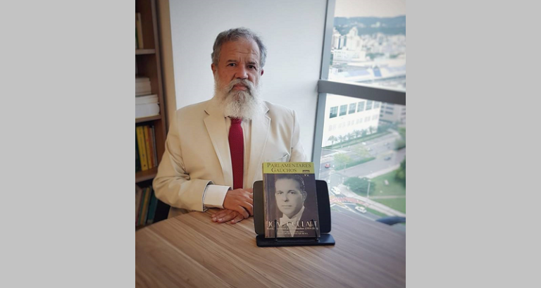João Luiz Vargas lança livro sobre ex-presidente João Goulart
