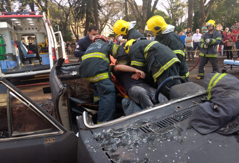 Bombeiros realizam simulado de emergência em São Sepé