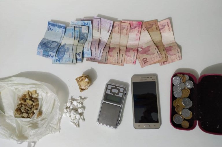 Polícia prende dois com crack e cocaína em São Sepé