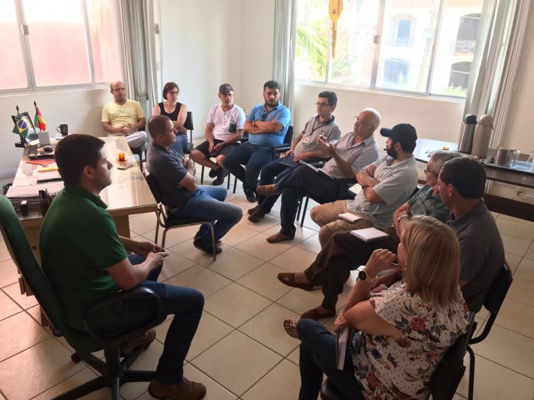 Prefeitura e órgãos ligados ao agronegócio discutem estiagem em São Sepé