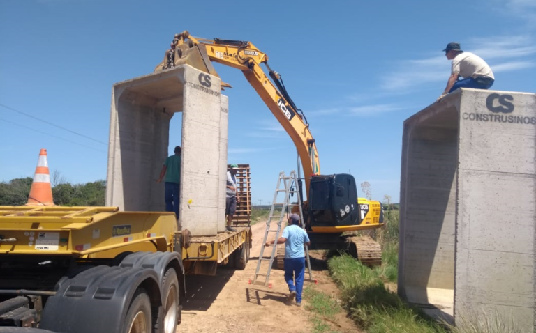 Trecho de estrada é interrompido para reparo de ponte em São Sepé
