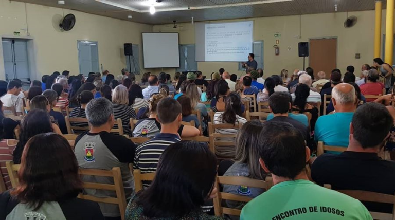 Reforma da Previdência é abordada em reunião com servidores municipais em Formigueiro