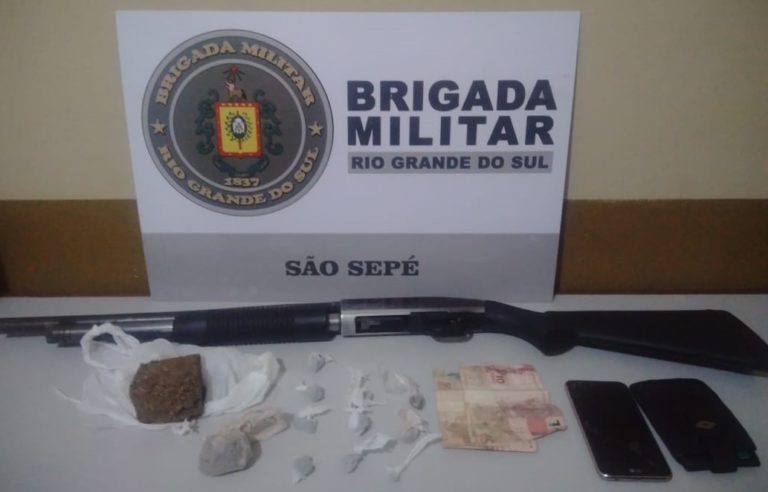 Polícia flagra homens com arma e drogas em São Sepé