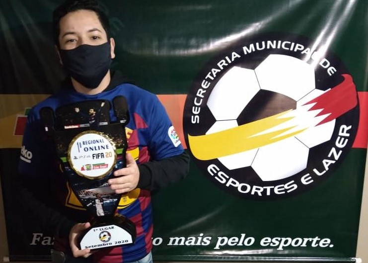 Jovens driblam a pandemia e organizam campeonato de futebol online