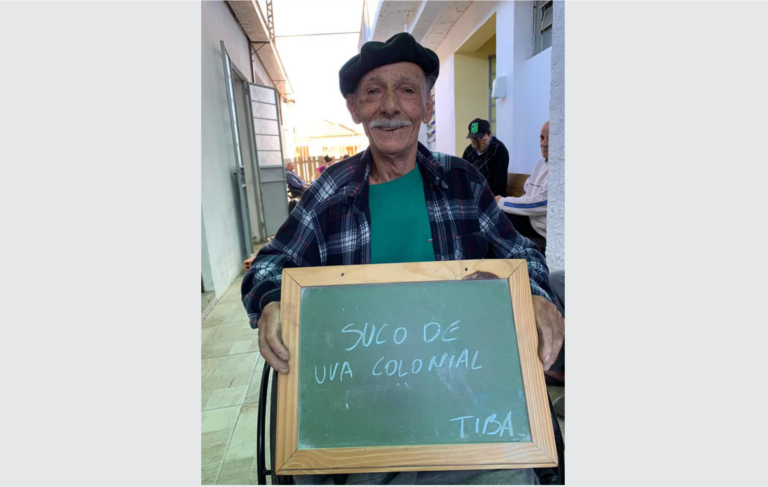 Campanha que reúne presentes para idosos já mobiliza comunidade em São Sepé