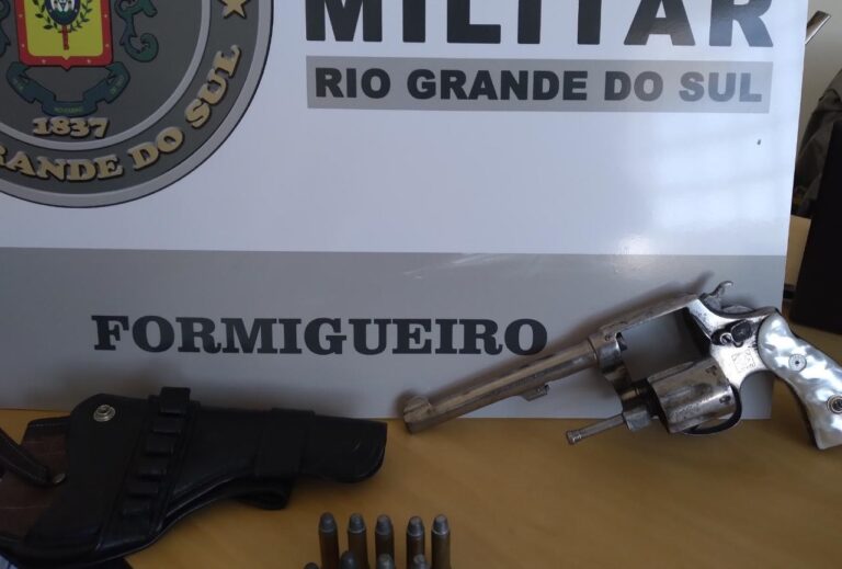 Brigada Militar de Formigueiro apreende arma de fogo