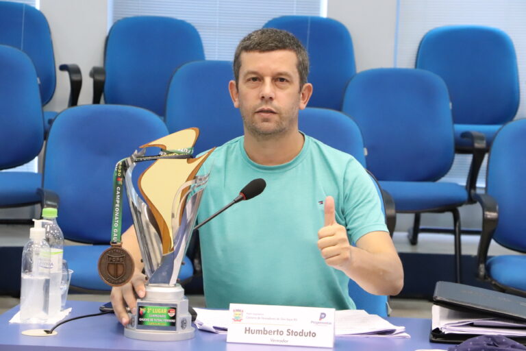 Humberto Stoduto indica duas homenagens durante sessão da Câmara