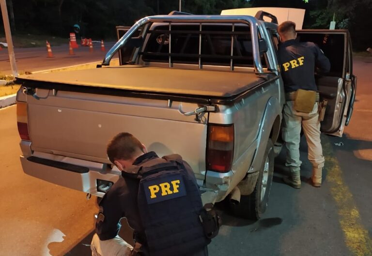 Idoso de São Sepé é preso com caminhonete clonada em Santa Maria