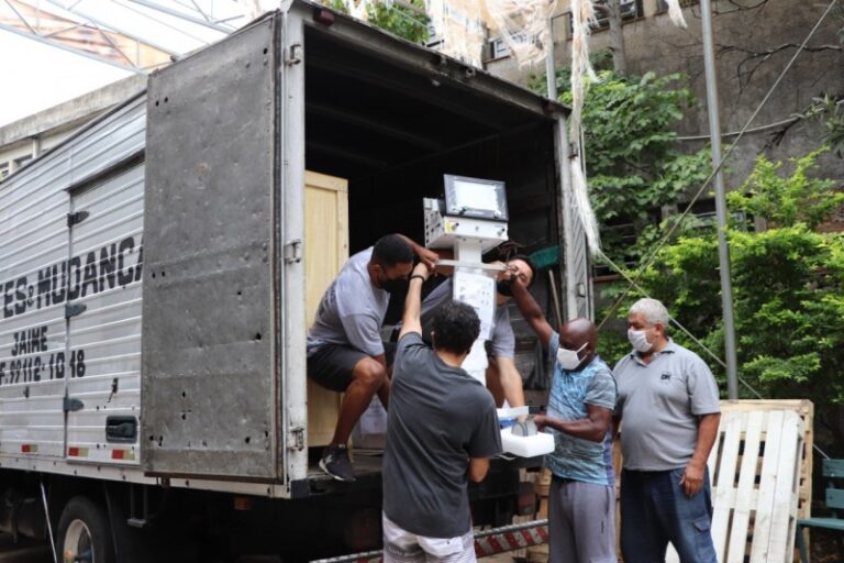 Secretaria da Saúde entrega 71 respiradores para abertura de leitos de UTI no RS