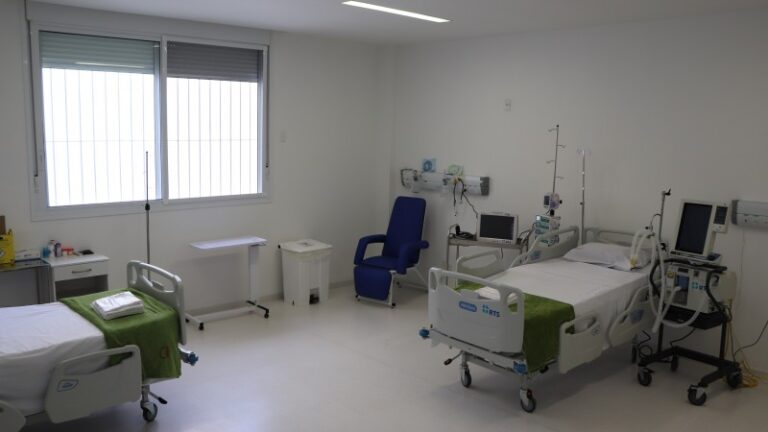 Estado abre mais oito leitos de UTI no Hospital Regional de Santa Maria