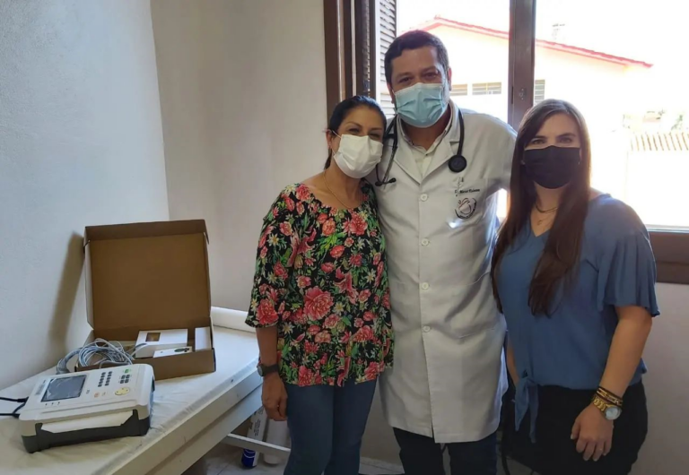 Saúde de São Sepé recebe novo aparelho de eletrocardiograma