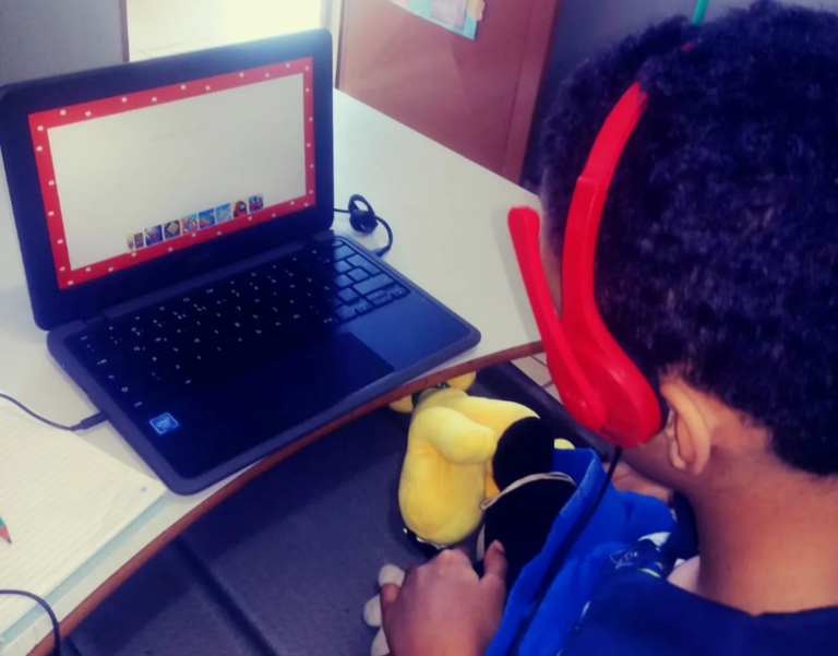 Alunos da rede municipal de São Sepé recebem novos chromebooks