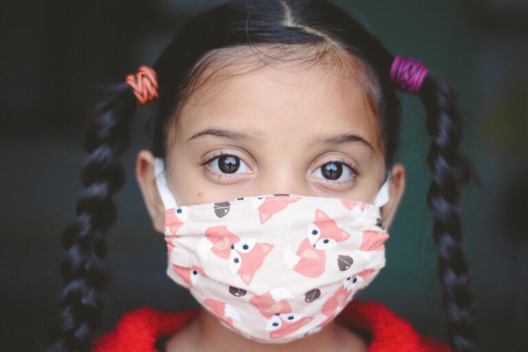 Liminar volta a obrigar uso de máscaras para crianças menores de 12 anos no RS