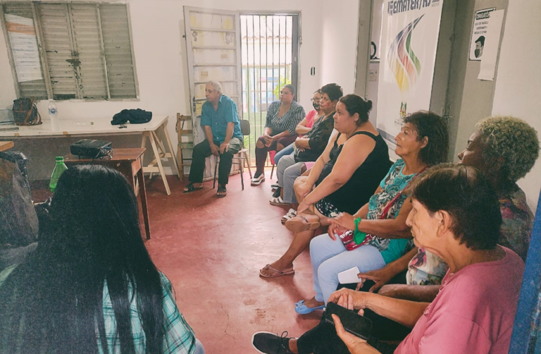 Voluntárias participam de capacitação para projeto Cozinha Comunitária em São Sepé
