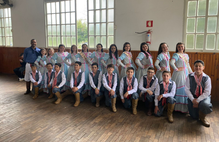 Grupo Caami participa de etapa do Circuito de Rodeios Artísticos
