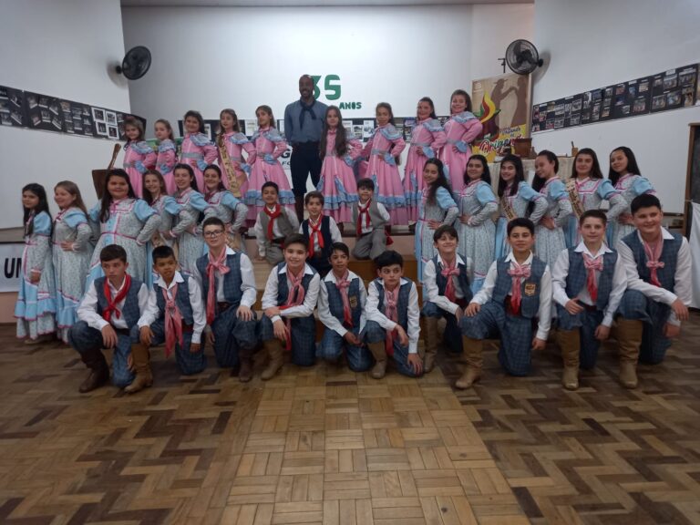 Grupo Caami realizou tarde artística e cultural