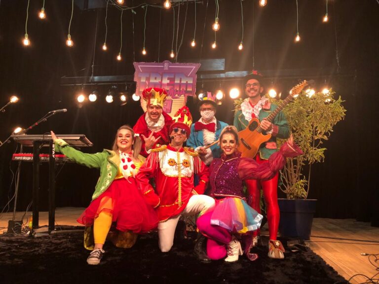 Espetáculo Trem Maravilha alegra o 6º Circuito Cultural no mês das crianças