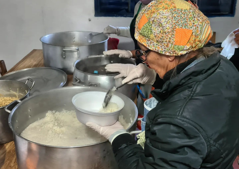 Programa “Cozinhas Comunitárias” retoma atividades em São Sepé