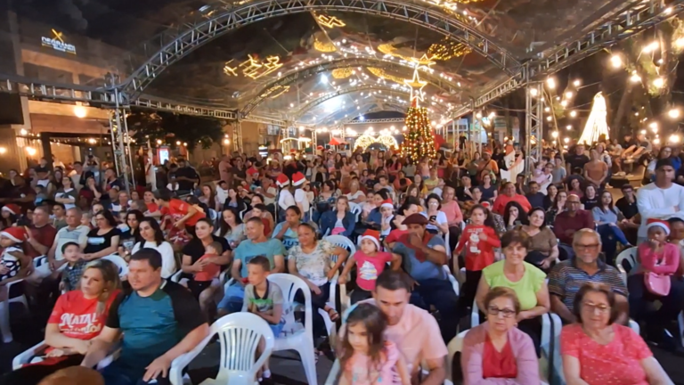 Grande público acompanha o primeiro dia de Natal Encantos