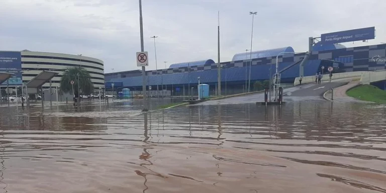 Aeroporto Salgado Filho deverá contabilizar quase 4 mil voos cancelados até o fim de Maio.