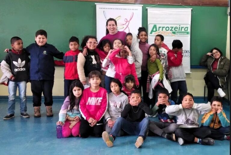 Oficina de Dança Afro e Você da 8ª Edição do Circuito Cultural traz alegria e conhecimento para alunos de São Sepé.