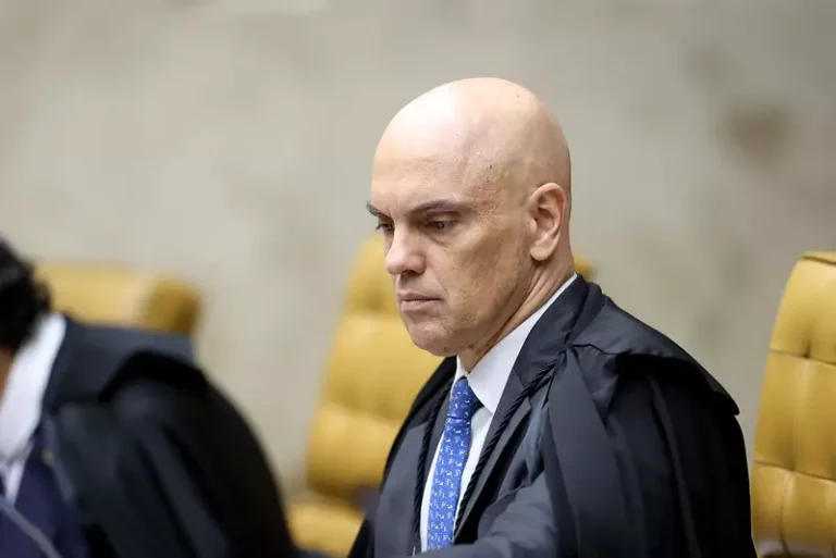 Ministro do Supremo Alexandre de Moraes diz que origem de atentado está no “gabinete do ódio”