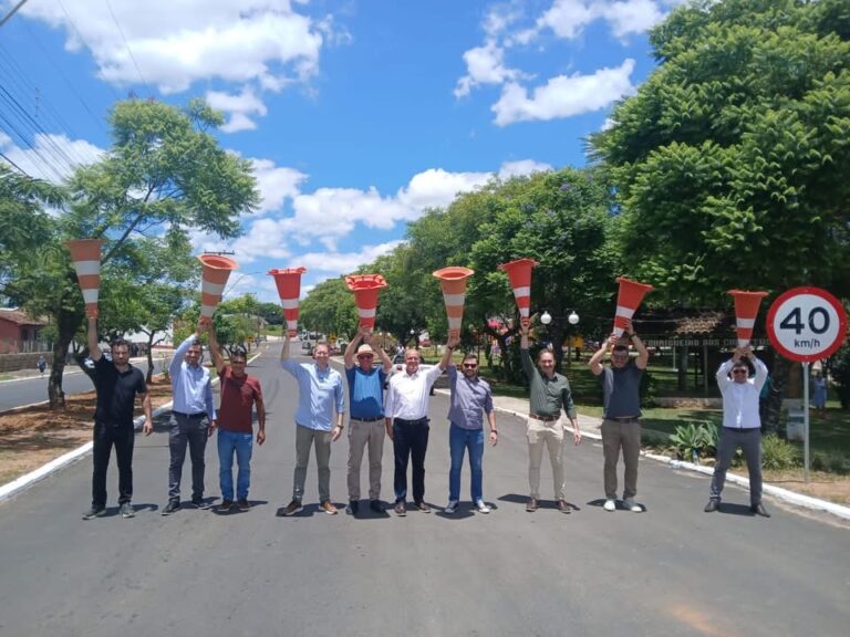 Formigueiro teve inauguração de obras nesta Sexta-feira 27.