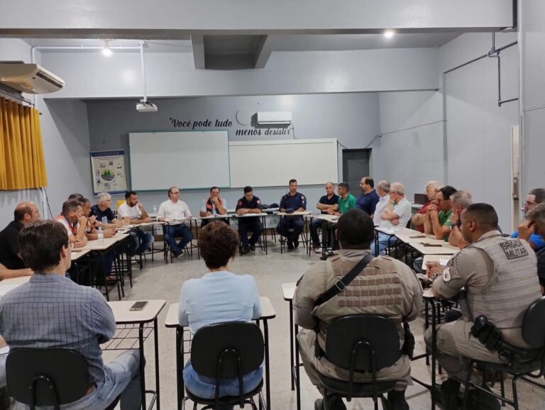 Reunião analisou pedido de Decreto de Emergência devido à estiagem.