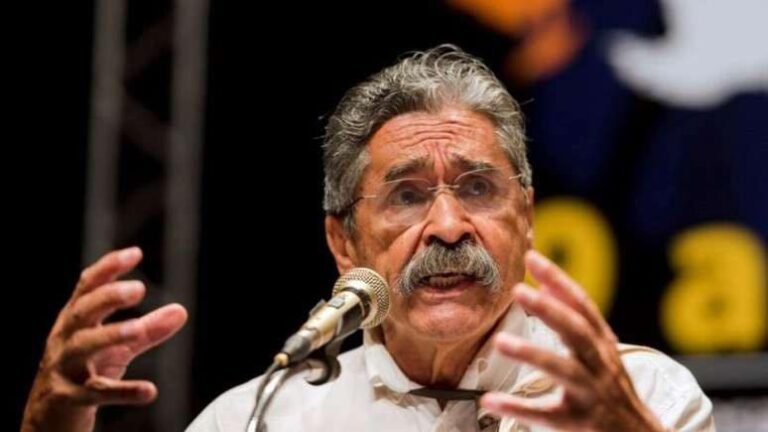 Ex-governador Olívio Dutra passa por cirurgia cardíaca.