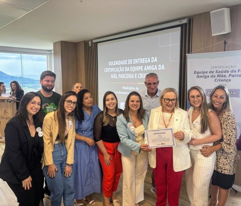 Secretaria de Saúde recebe certificação