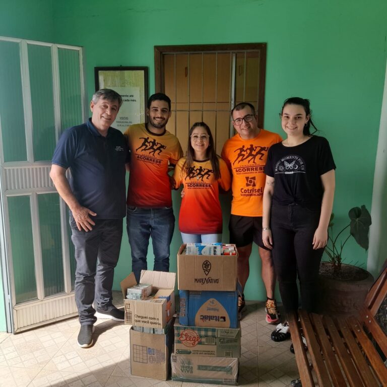 Cerca de 65 litros de leite são destinados ao Lar de Idosos São Vicente de Paulo