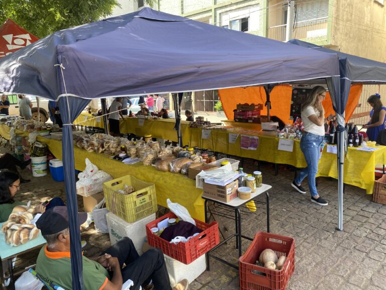 Acontece nesta quarta-feira, 16, a Feira do Peixe Vivo e Feira de Páscoa.