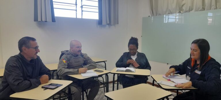 Reunião definiu ações para o “Maio Amarelo”