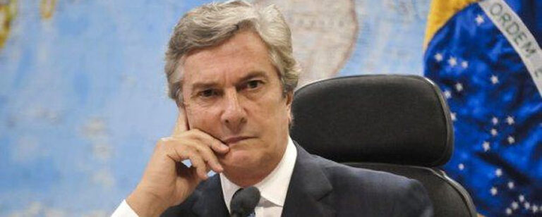A defesa de Collor apresenta novo laudo médico que aponta transtorno bipolar e pede prisão domiciliar ao STF