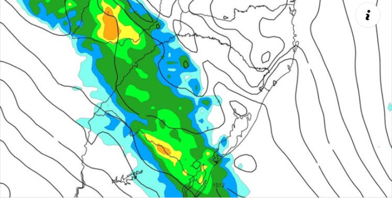 FRENTE FRIA MUDA O TEMPO NO DOMINGO COM CHUVA E RISCO DE TEMPORAIS