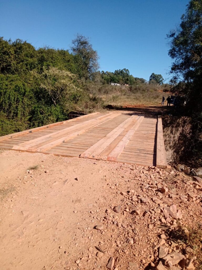 INFRAESTRUTURA RECUPERA PONTES NO INTERIOR DE SÃO SEPÉ