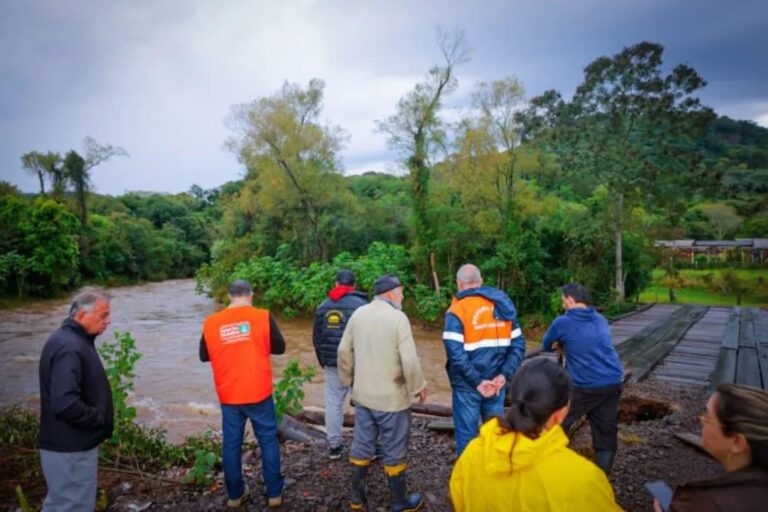 Chega a quase 90 o número de famílias atingidas pela chuva em Santa Maria.