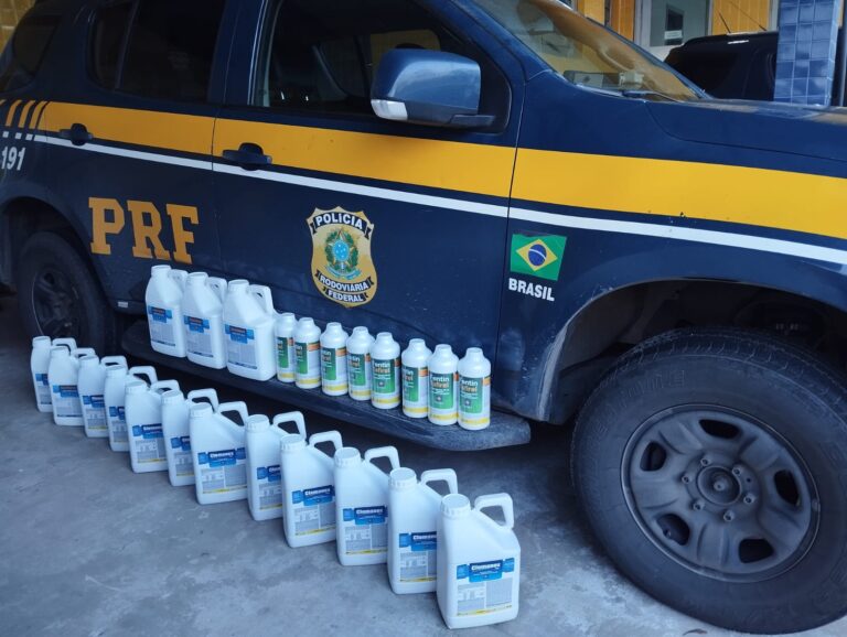 PRF apreende em Caçapava do Sul agrotóxicos escondidos em caixas de bebidas
