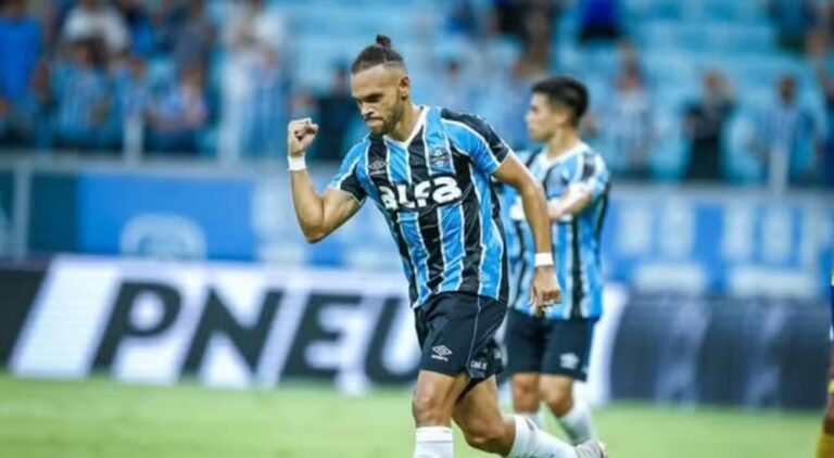 Grêmio vence Fortaleza por 2 a 1 com gols de Braithwaite em duelo acirrado na Arena pelo Brasileirão